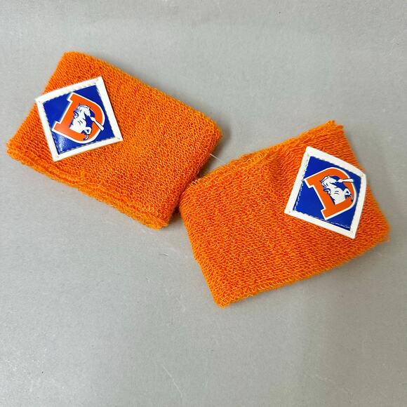Vintage NFL Denver Broncos pair of terrycloth sweat wrist bands - Picture 13 of 13